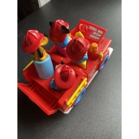 Disney Mickey Mouse Fire Truck  Toy & Friends Shape Sorter Vintage 1989 Mattel - Picture 6 of 9